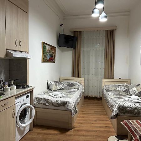 Leselidze Guest House Tbilisi Exterior photo